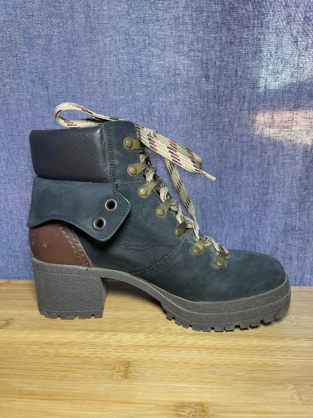 See By Chloe Eileen Block Heel Combat Boots Black Brown Cuff Lace Up Hiking 38 8